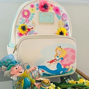 NWT Disney Alice In Wonderland Loungefly Backpack